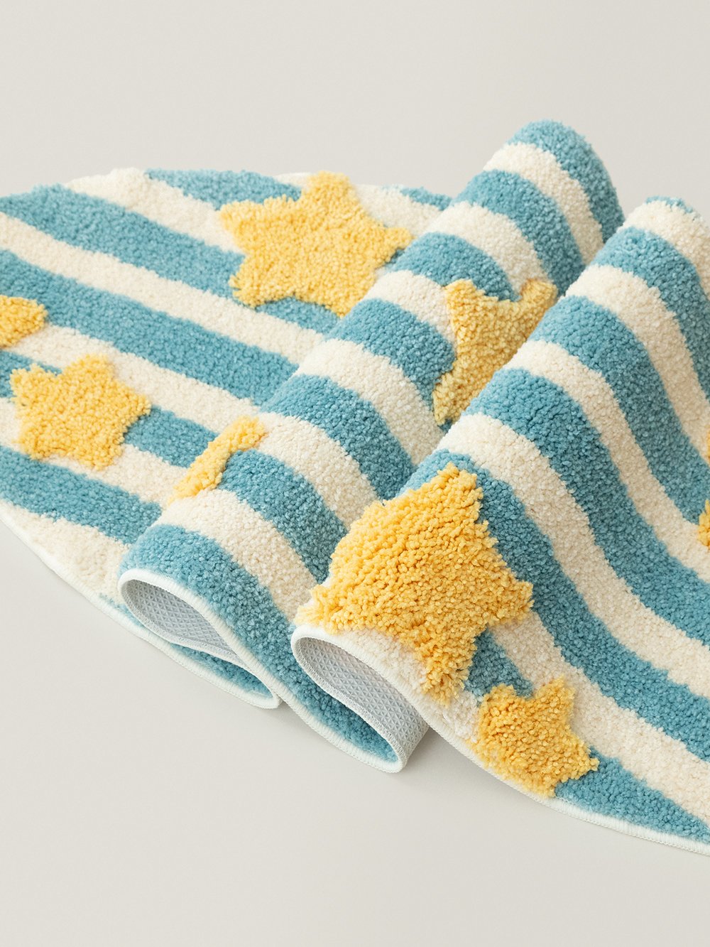 Aster Surfboard Rug - texture detail