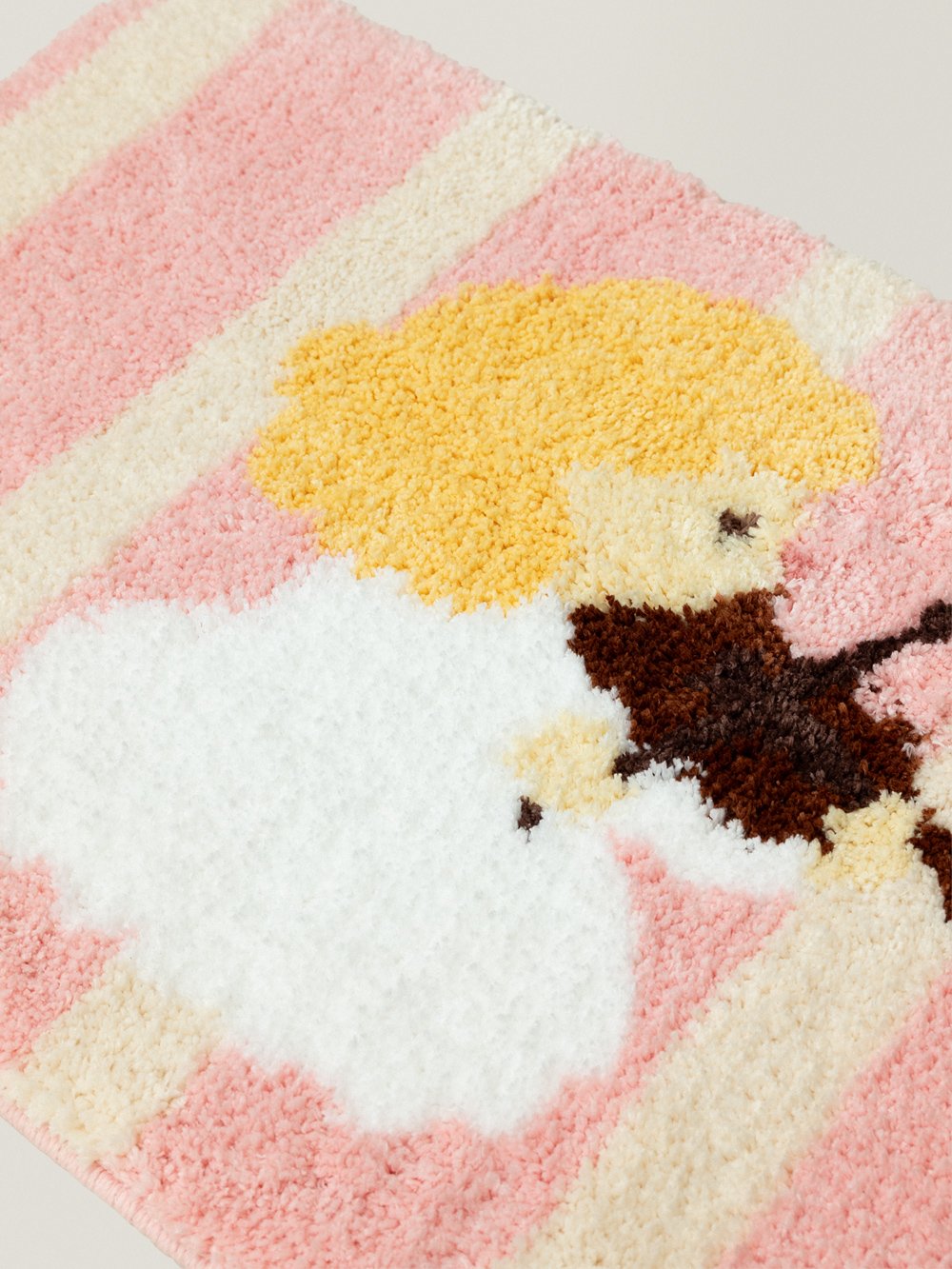 Viola Violin Girl Rug - texture detail