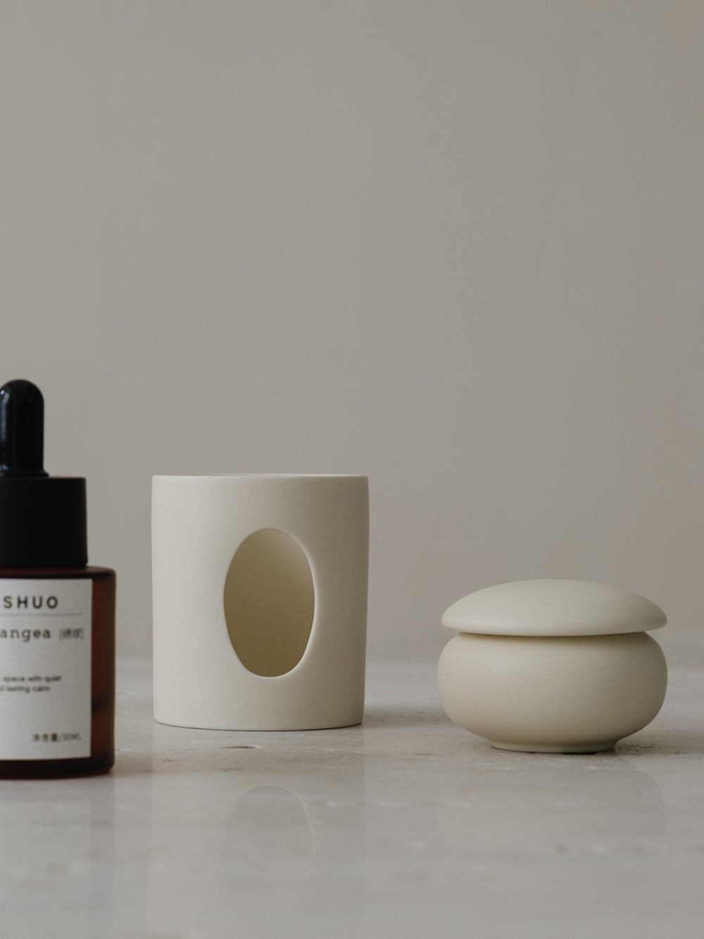 Aura Ceramic Oil Diffuser - additional view 3