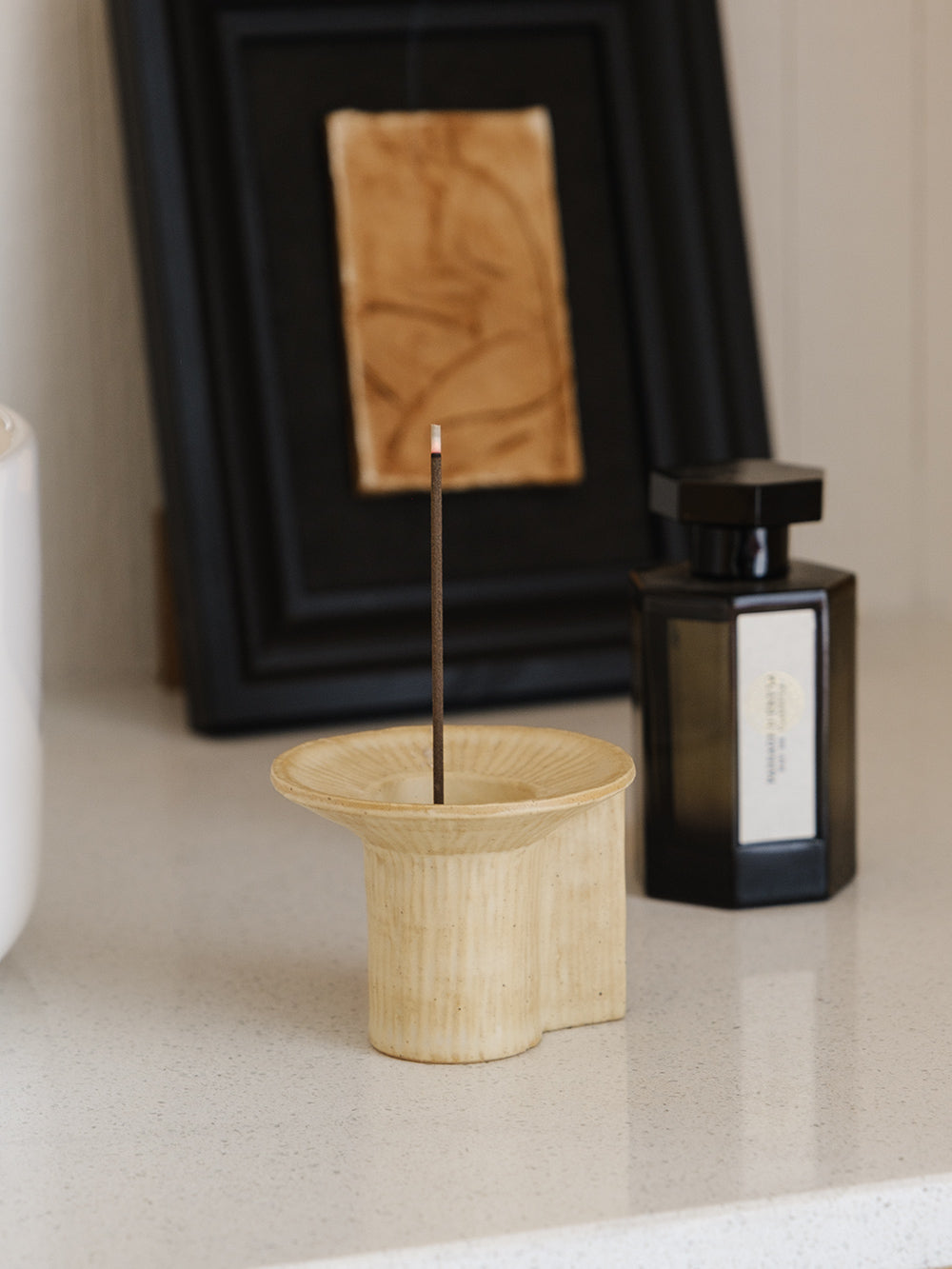 Fuko Vertical Incense Holder – Ceramic Incense Stick Stand – WENSHUO