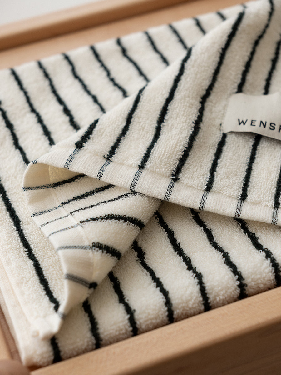 Black&white striped pure cotton bath towel - additional view 4
