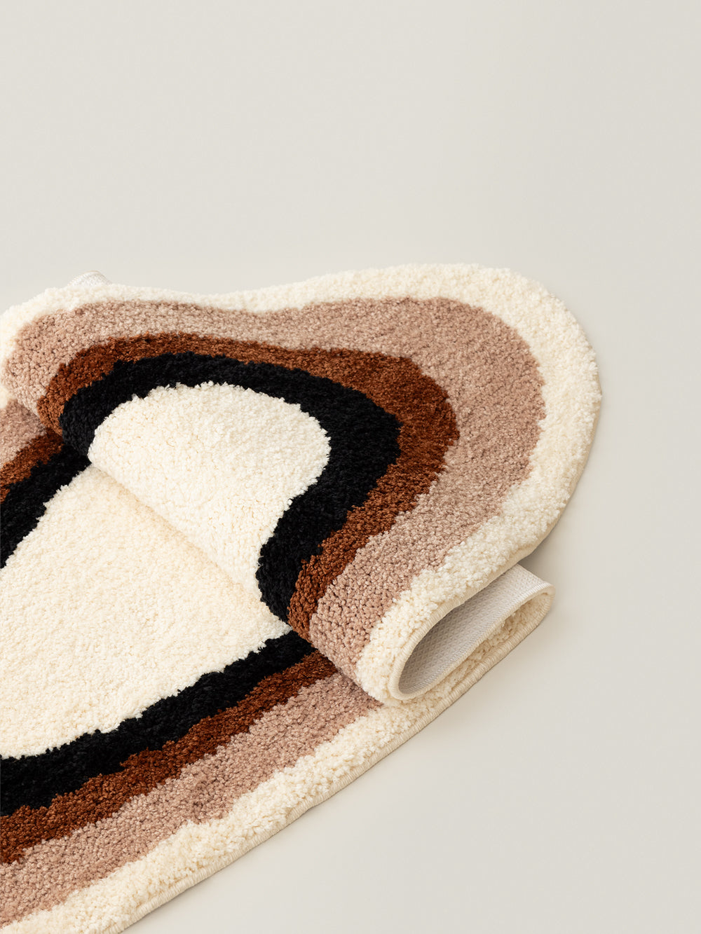 Ripple Oval Rug – Retro Brown - additional view 4