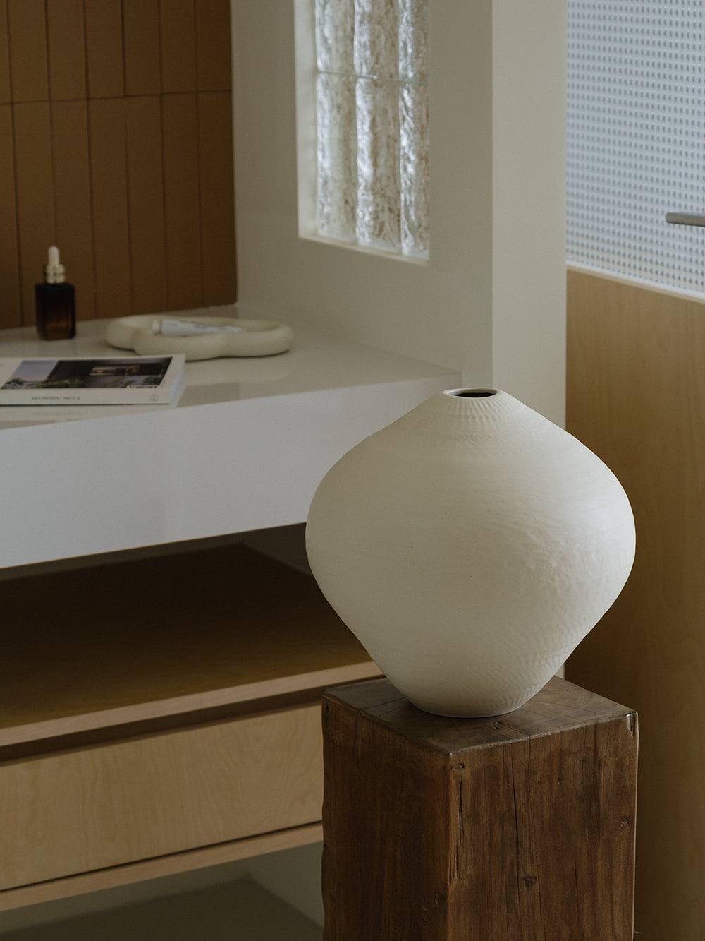 Chandail Ceramic Vase - WENSHUO