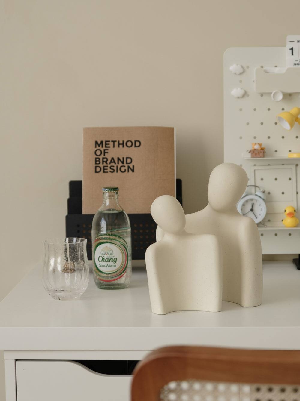 Abstract Embrace Ornament - WENSHUO