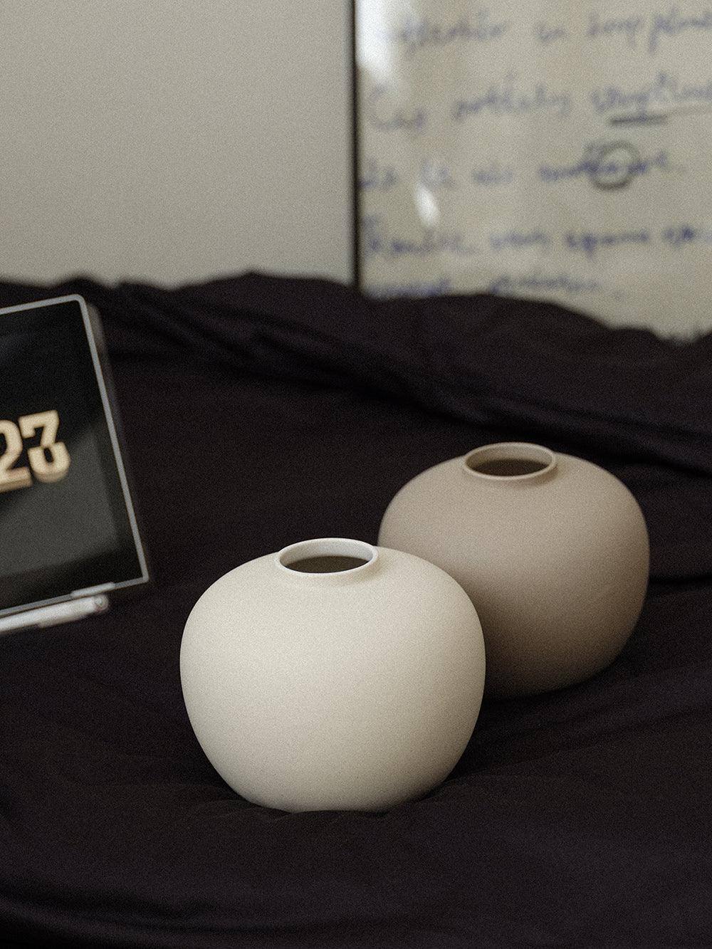 Full Moon Designed Vase - WENSHUO