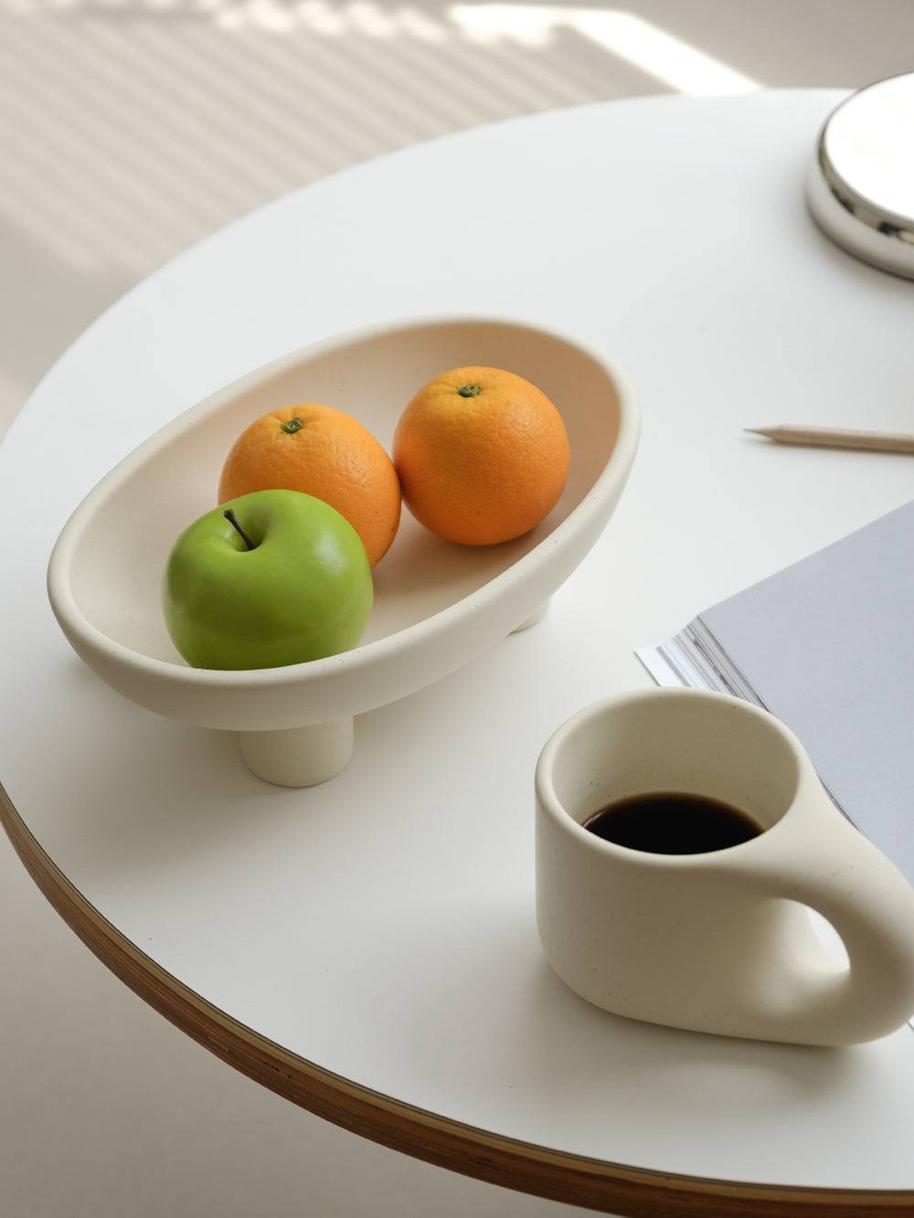 Three-Legs Ceramic Plate - additional view 3