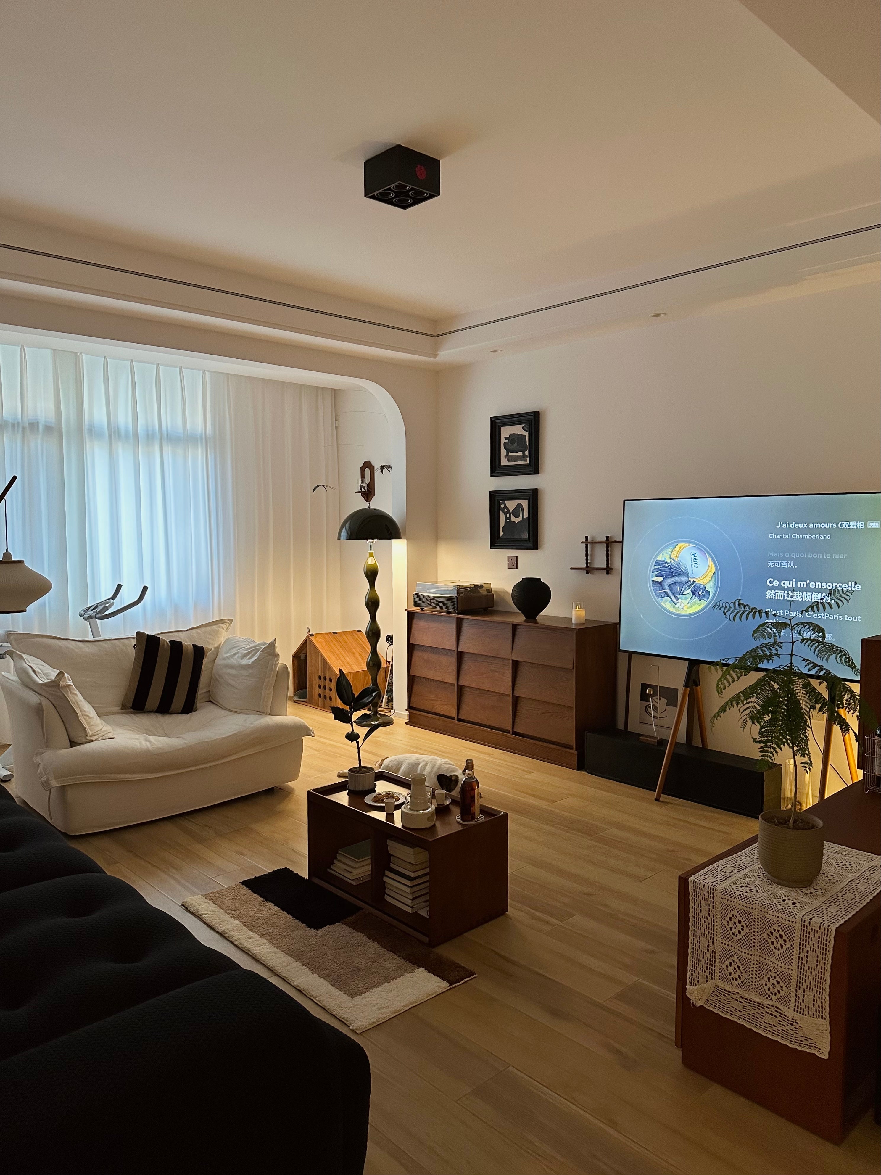 Modern Asian Home Decor Ideas That Balance Tradition and Simplicity by WENSHUO HOME