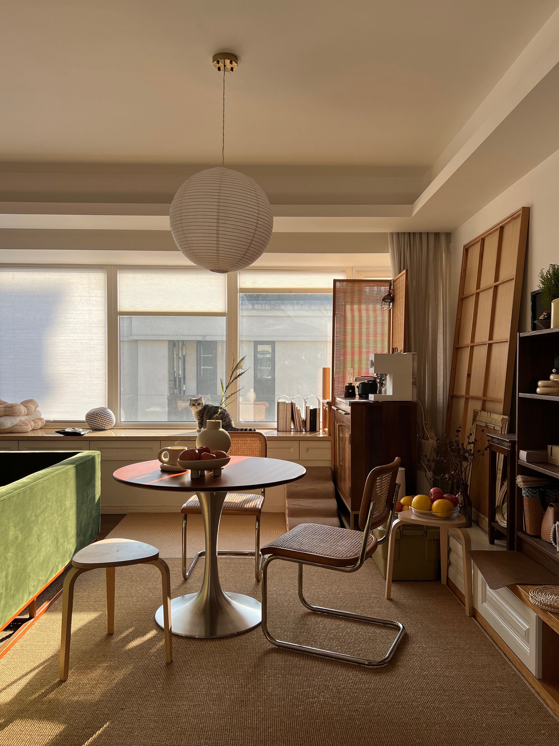 Cozy Living in a 10m² Duplex: A Perfect Blend of Comfort and Style
