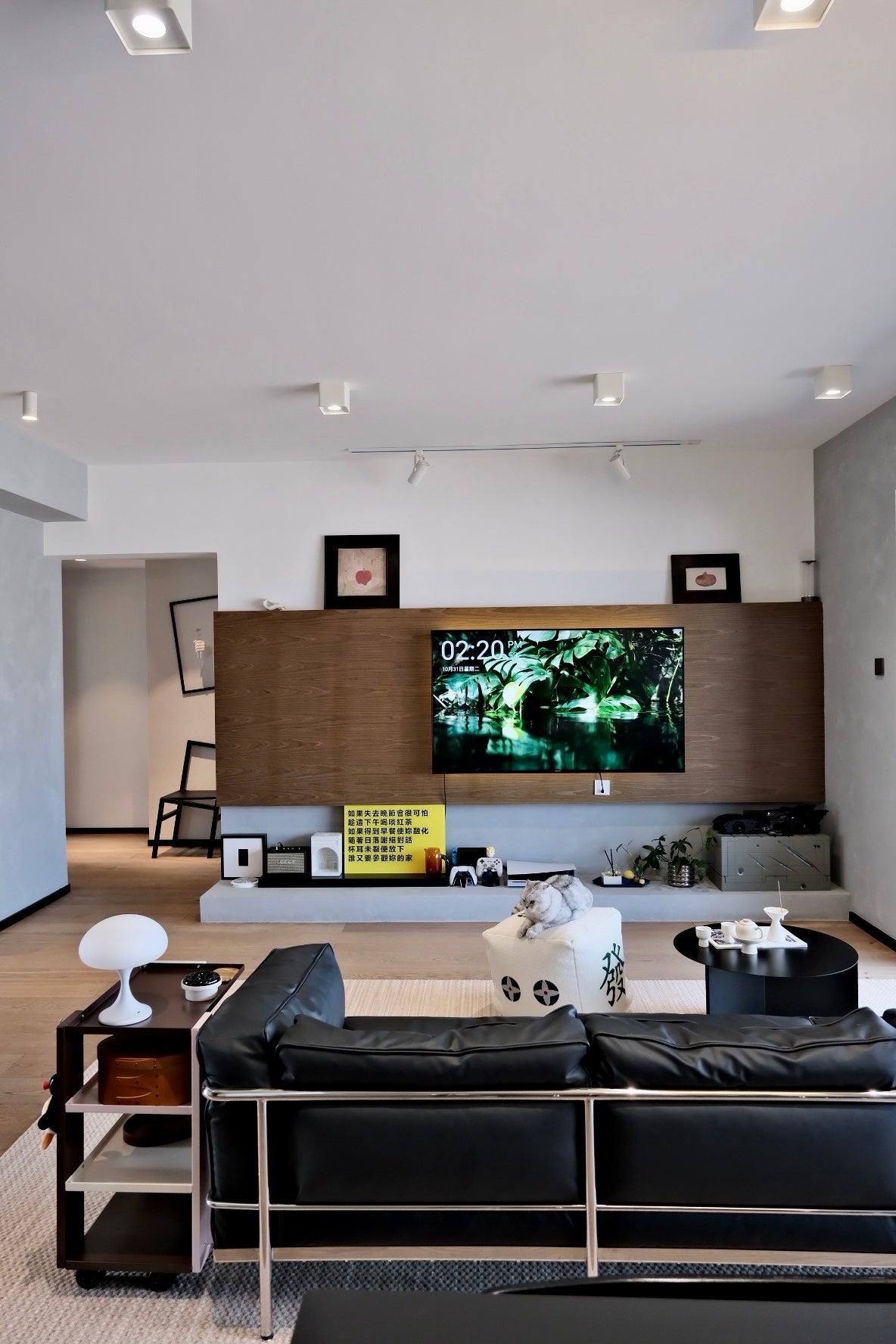 Monochrome Home Decor Ideas for a Calm Black and White Room by WENSHUO HOME