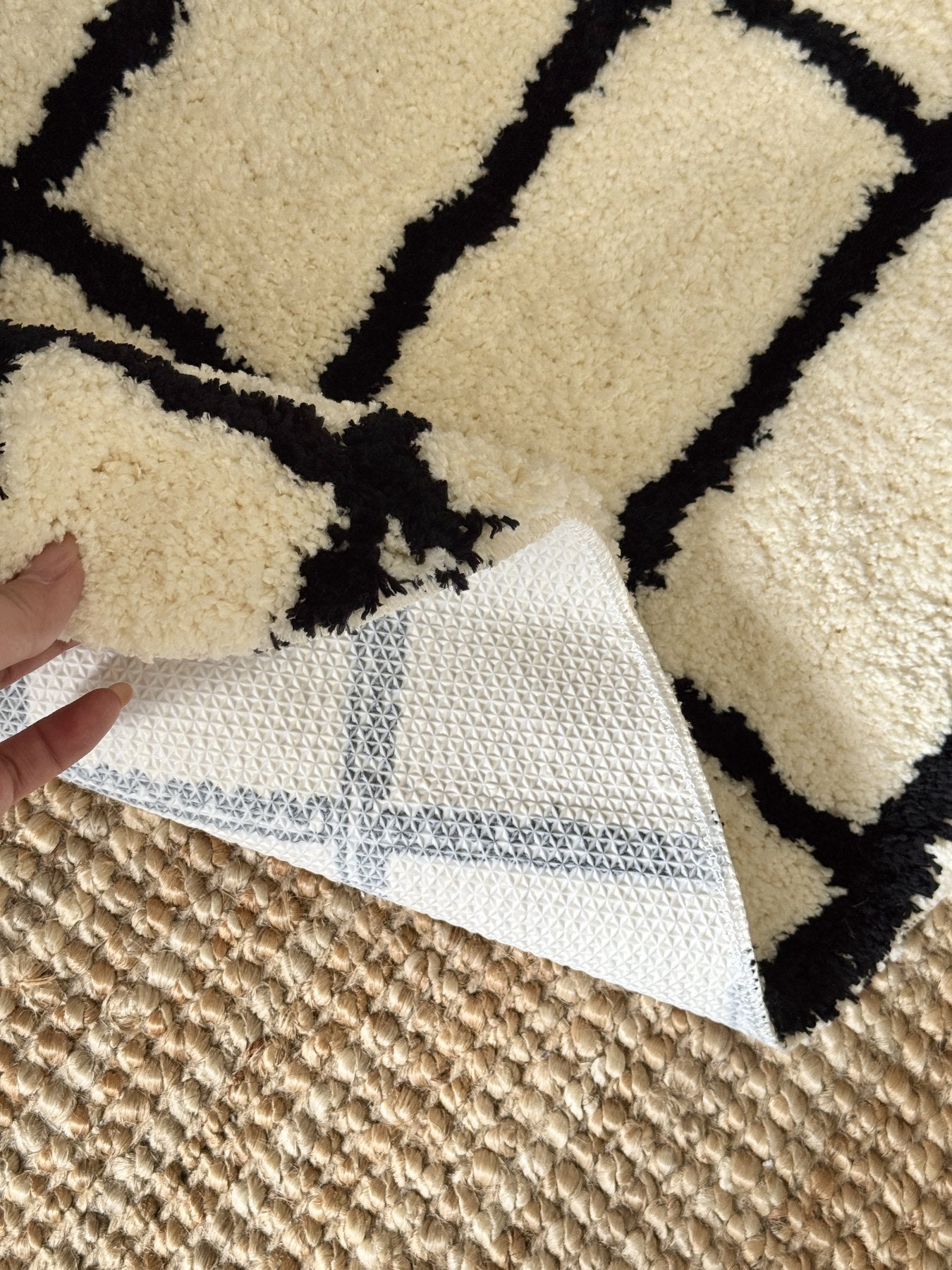 Area Rug near a Soft Floor Edge