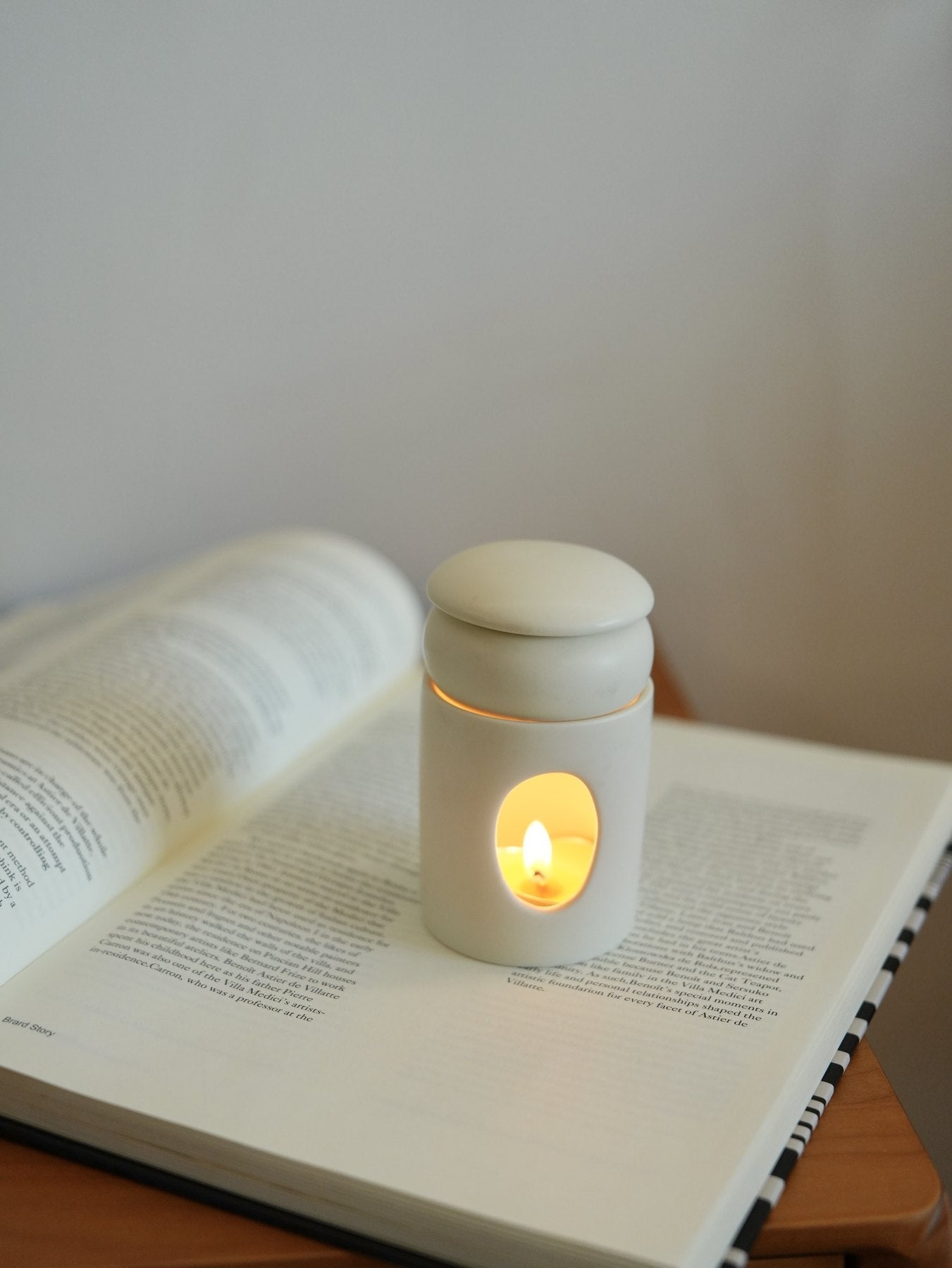Ceramic Oil Diffuser Styling Ideas for a Quiet Evening Corner