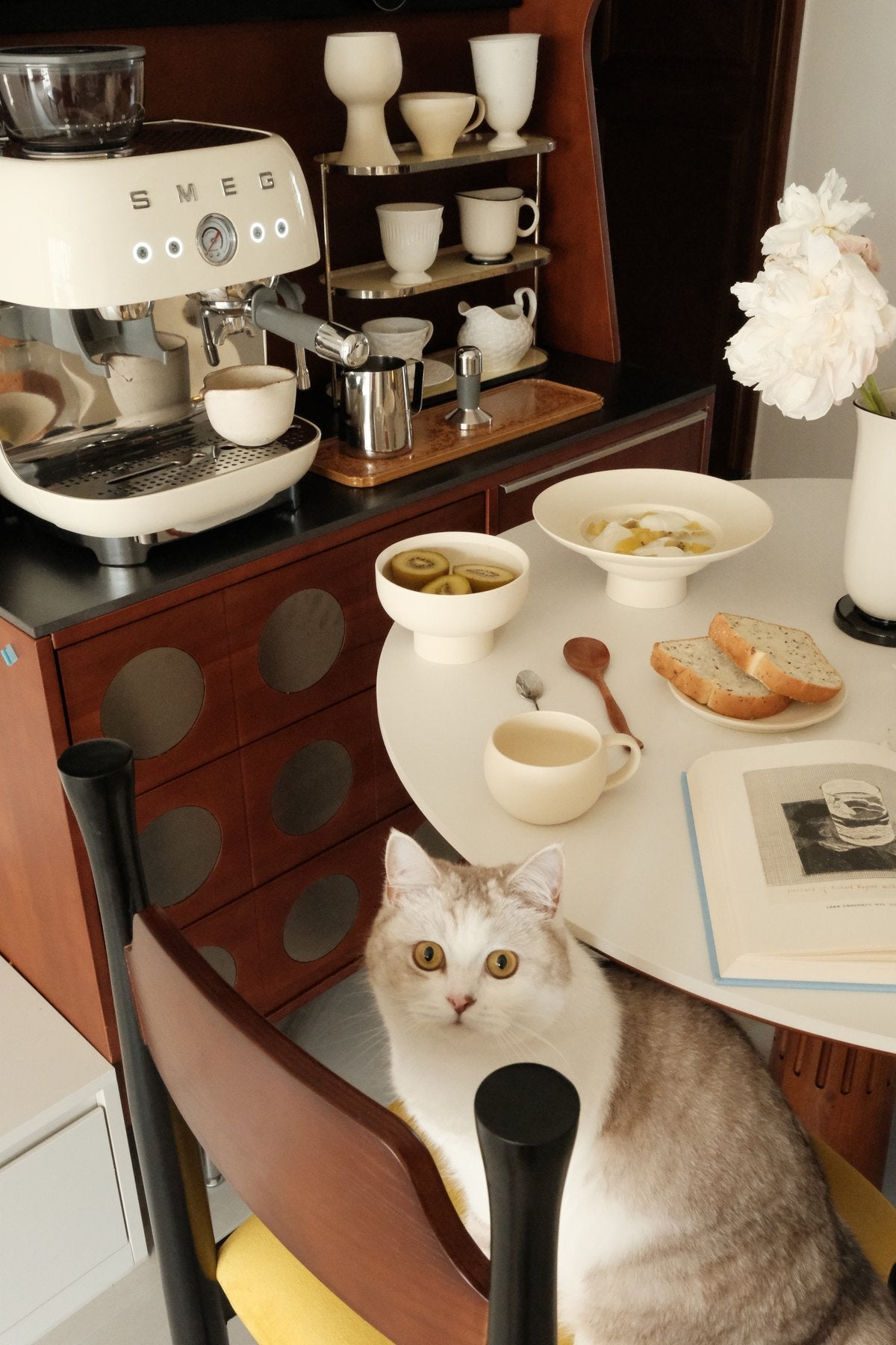 Goblet Cup Ideas for a Modern Table Setting