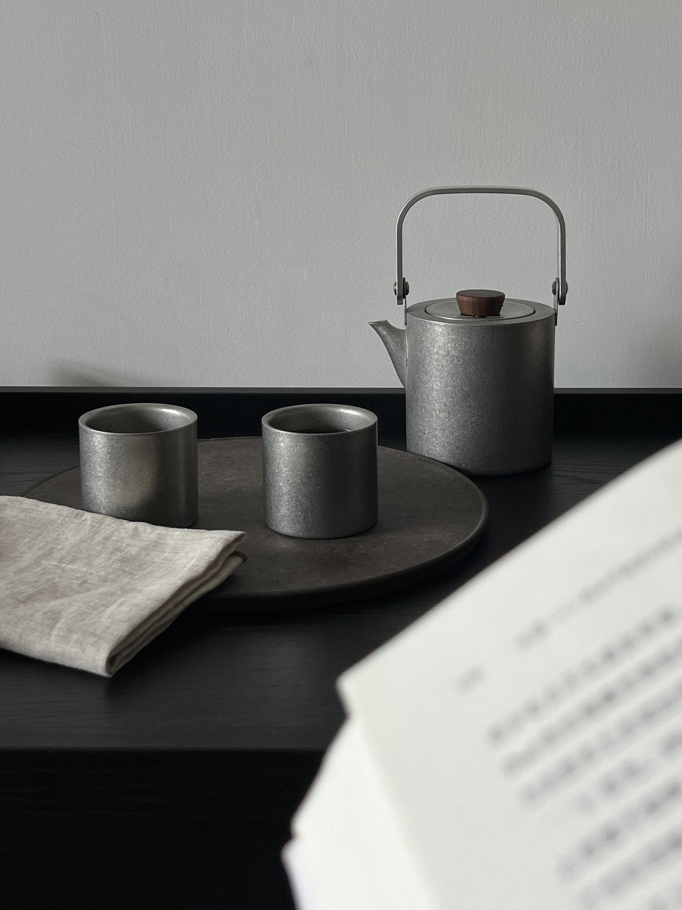 Wooden Basket Tea Styling for a Quiet Counter Corner