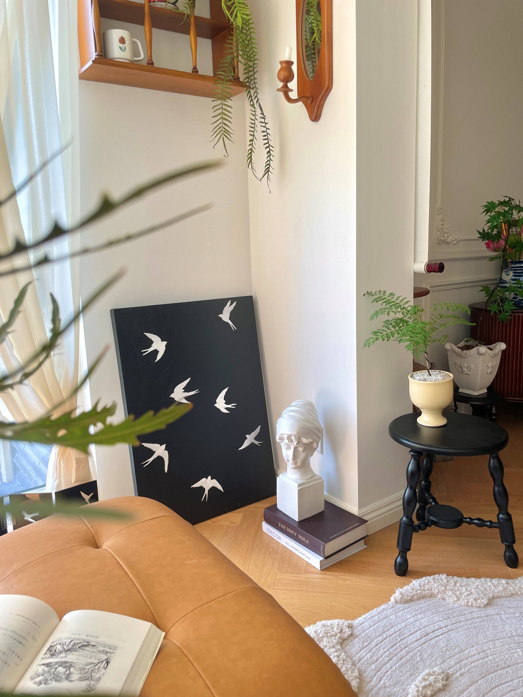 Vintage-Inspired Home Elegance: Timeless Styling Ideas by WENSHUO HOME
