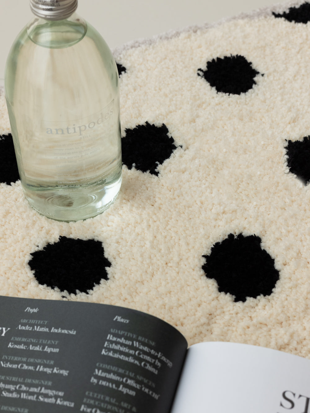 Dotty Polka Dot Surfboard Rug (Ivory)