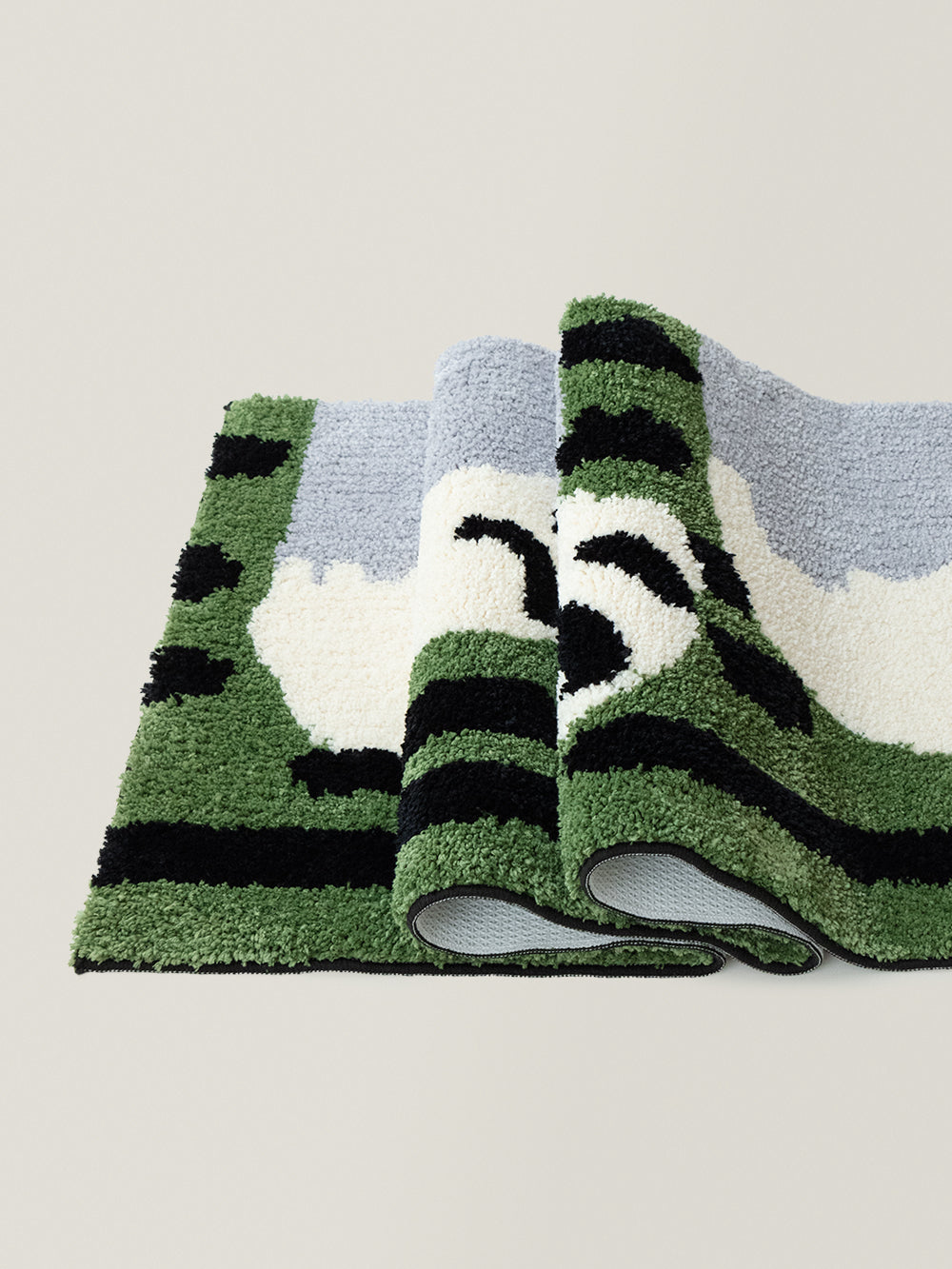 Animal Track Gray Wolf Paw Rug
