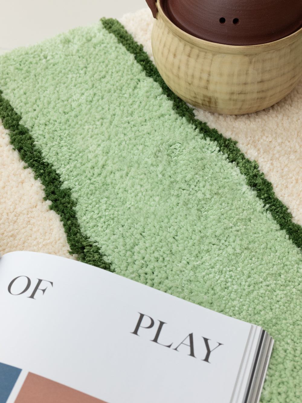 Voidline Wide Stripe Surfboard Rug (Fresh Green)