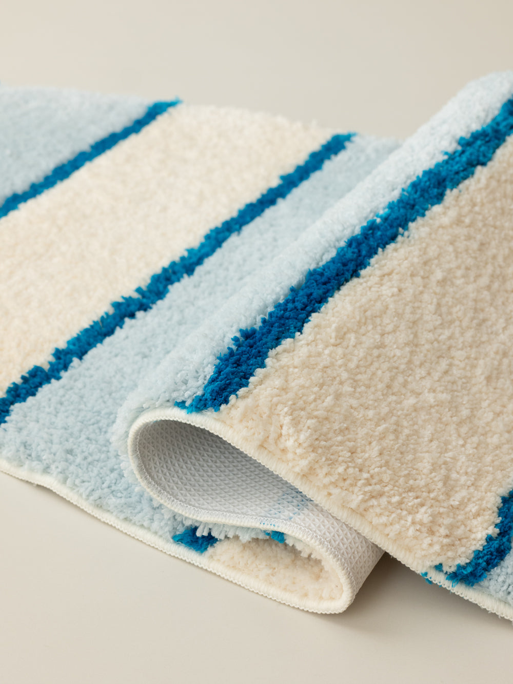 Voidline Wide Stripe Surfboard Rug (Fresh Blue)