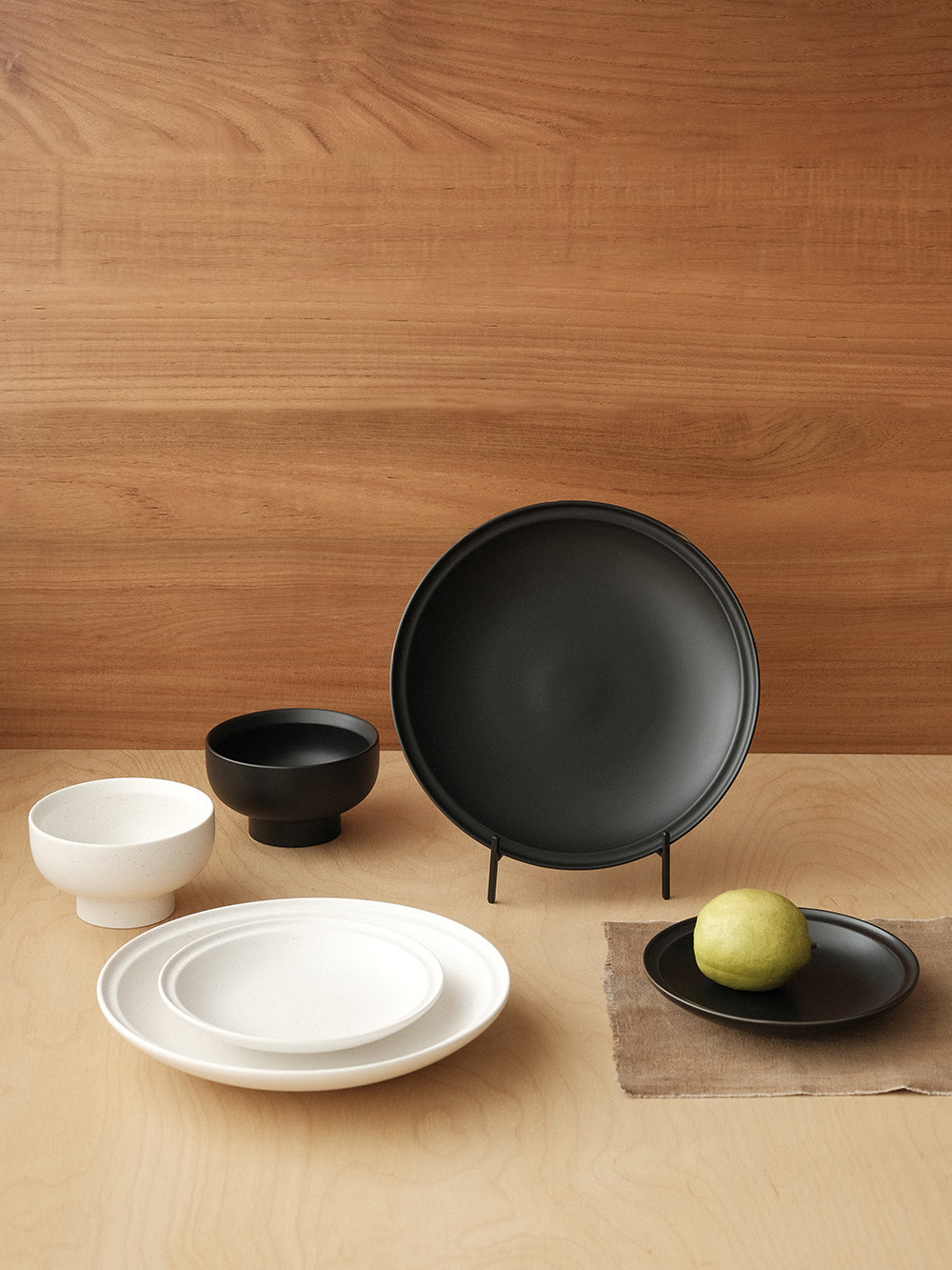 Linear Dinner Plate Series