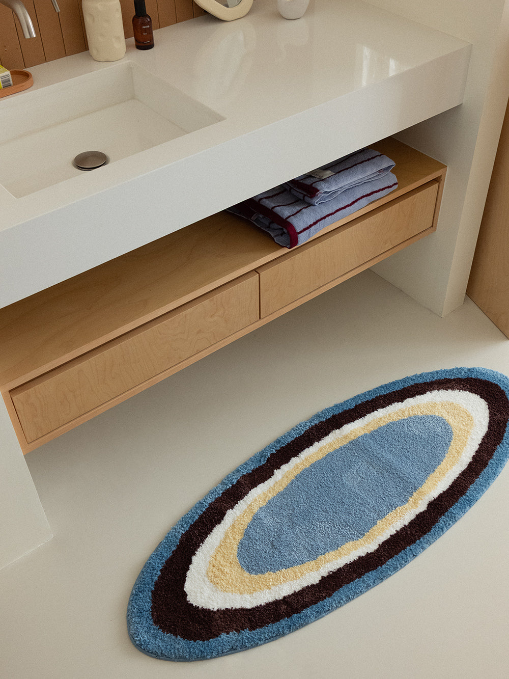 Ripple Oval Rug Series