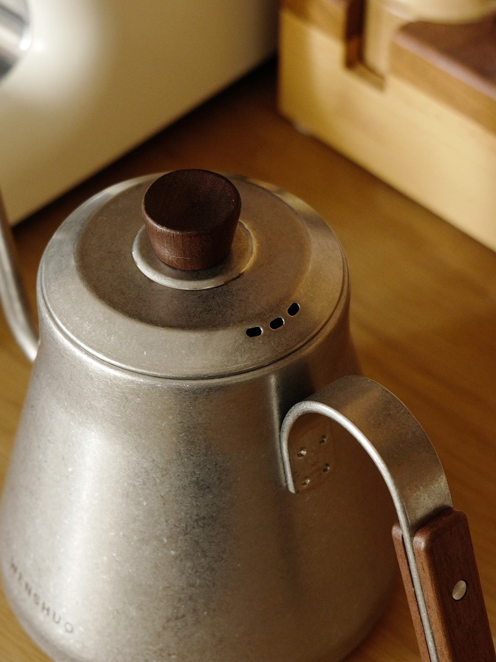 EIRA Conical Gooseneck Pour-Over Kettle