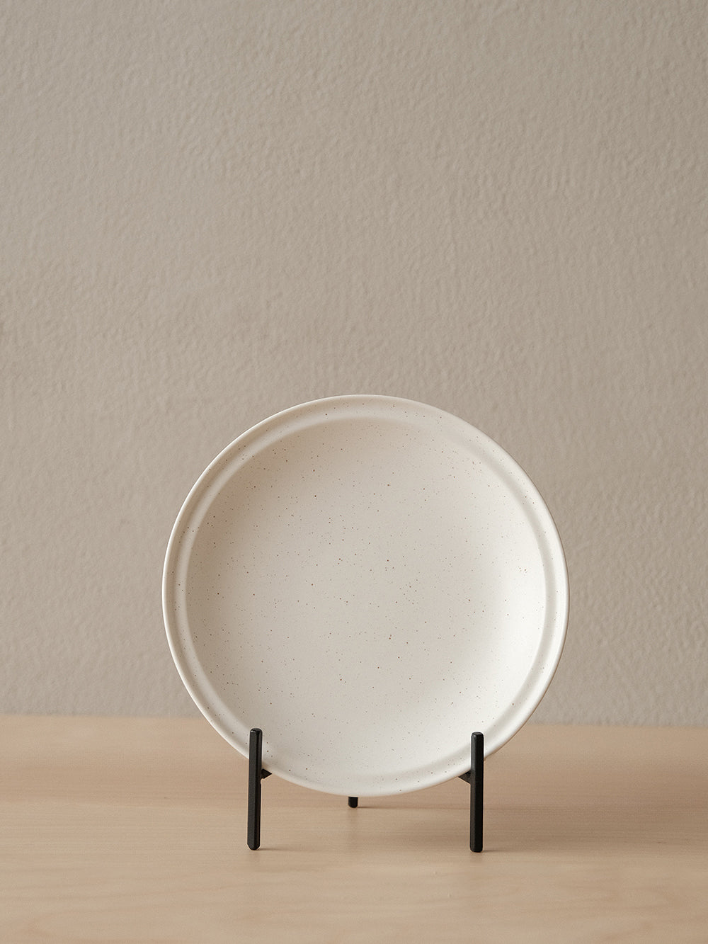 Linear Dinner Plate Series