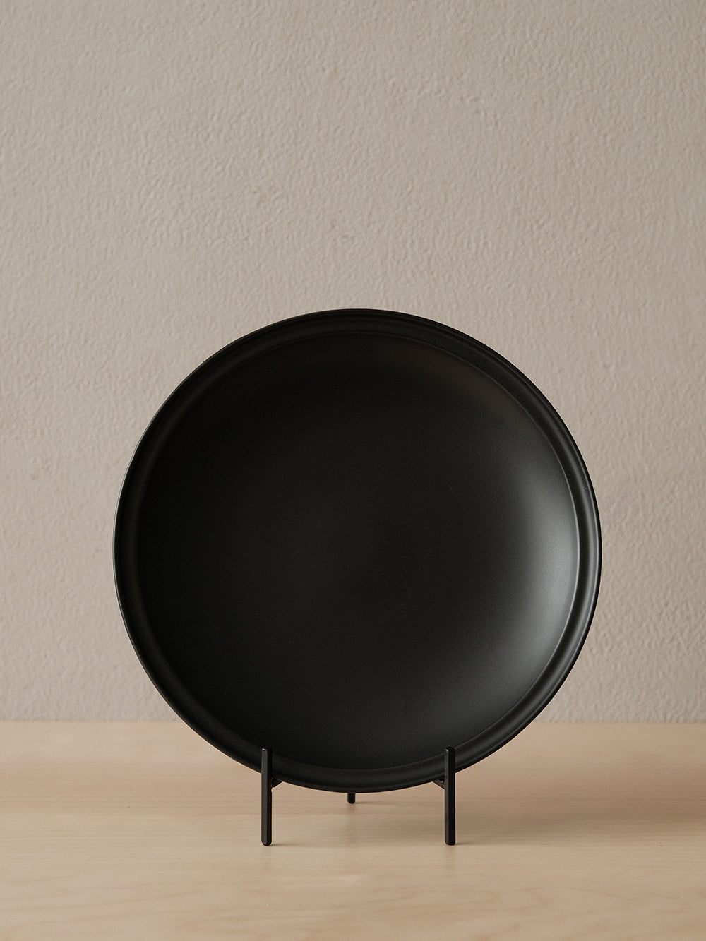 Linear Dinner Plate Series