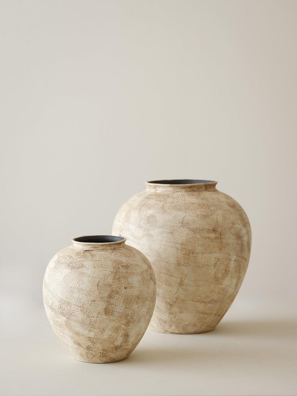 Stone Rounded Ceramic Vase - view 2