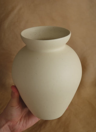 Vase im Crock-Stil 