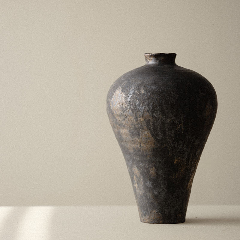 TG013 Tall Ceramic Vase — additional view 3