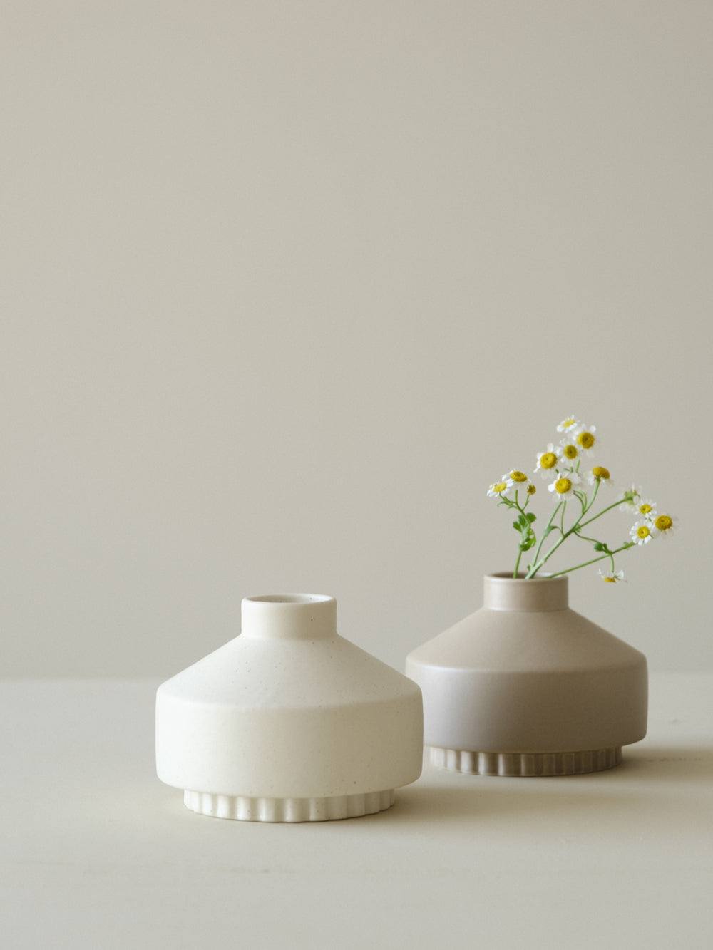 Mini Rounded Ceramic Minimalist Vase - WENSHUO